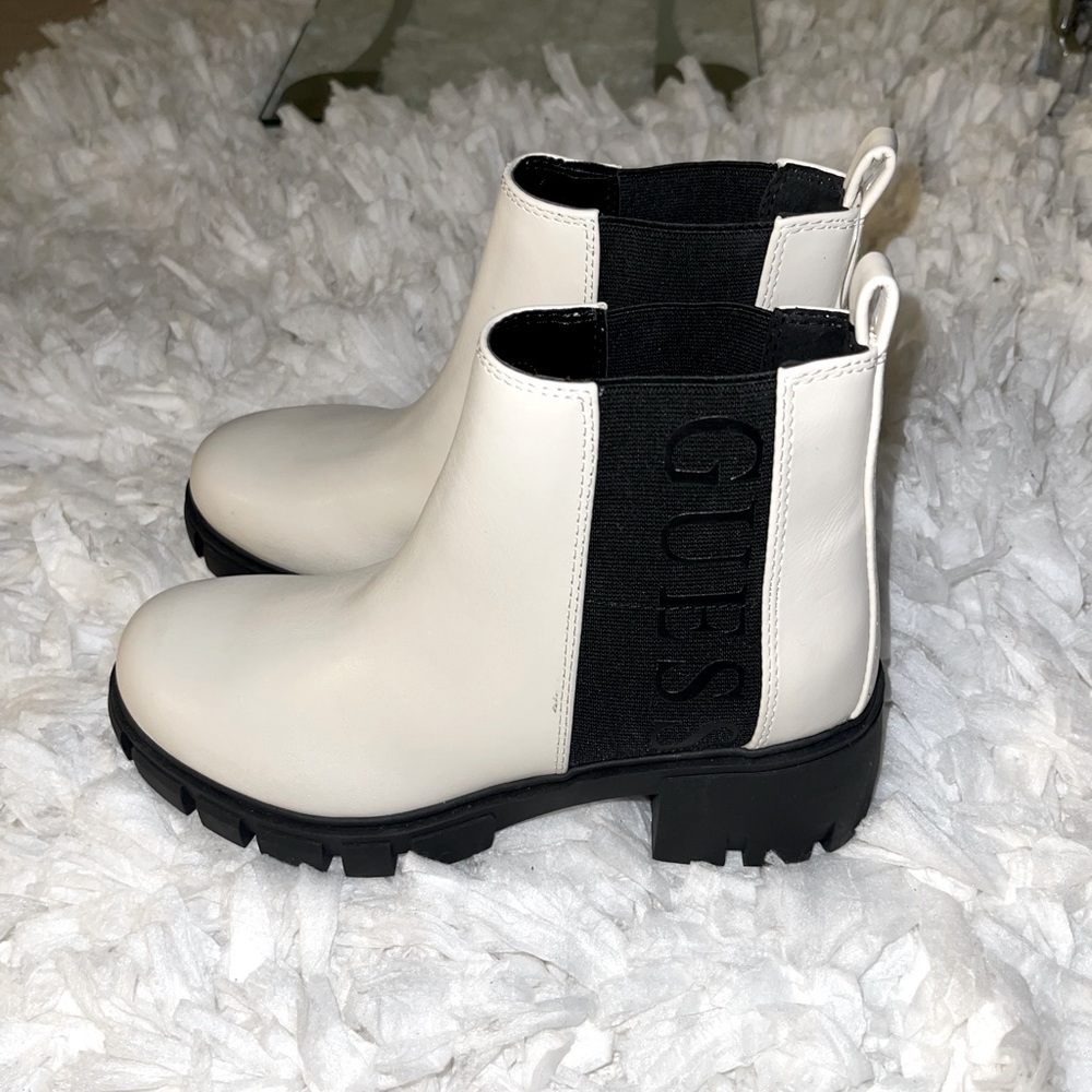 Gues shoes